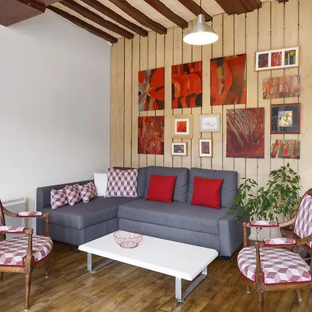 Drole De Dame By Cocoonr Apartman *