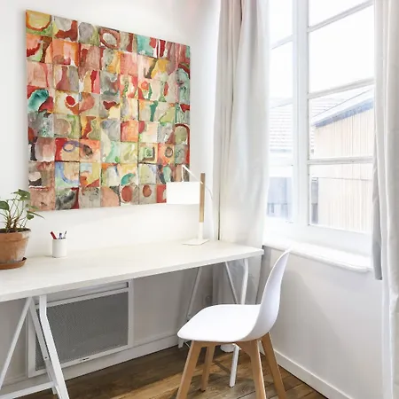 Apartman Drole De Dame By Cocoonr